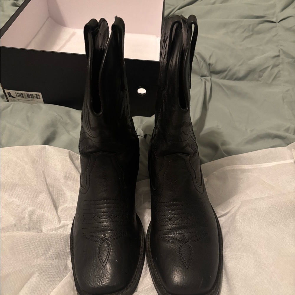 Lumeheel Cowboy Boots - Western Men Boots with Classic Embroidered.